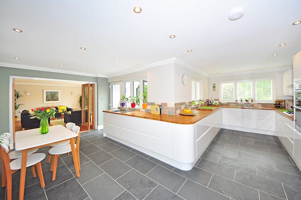 Kitchen and Dining space